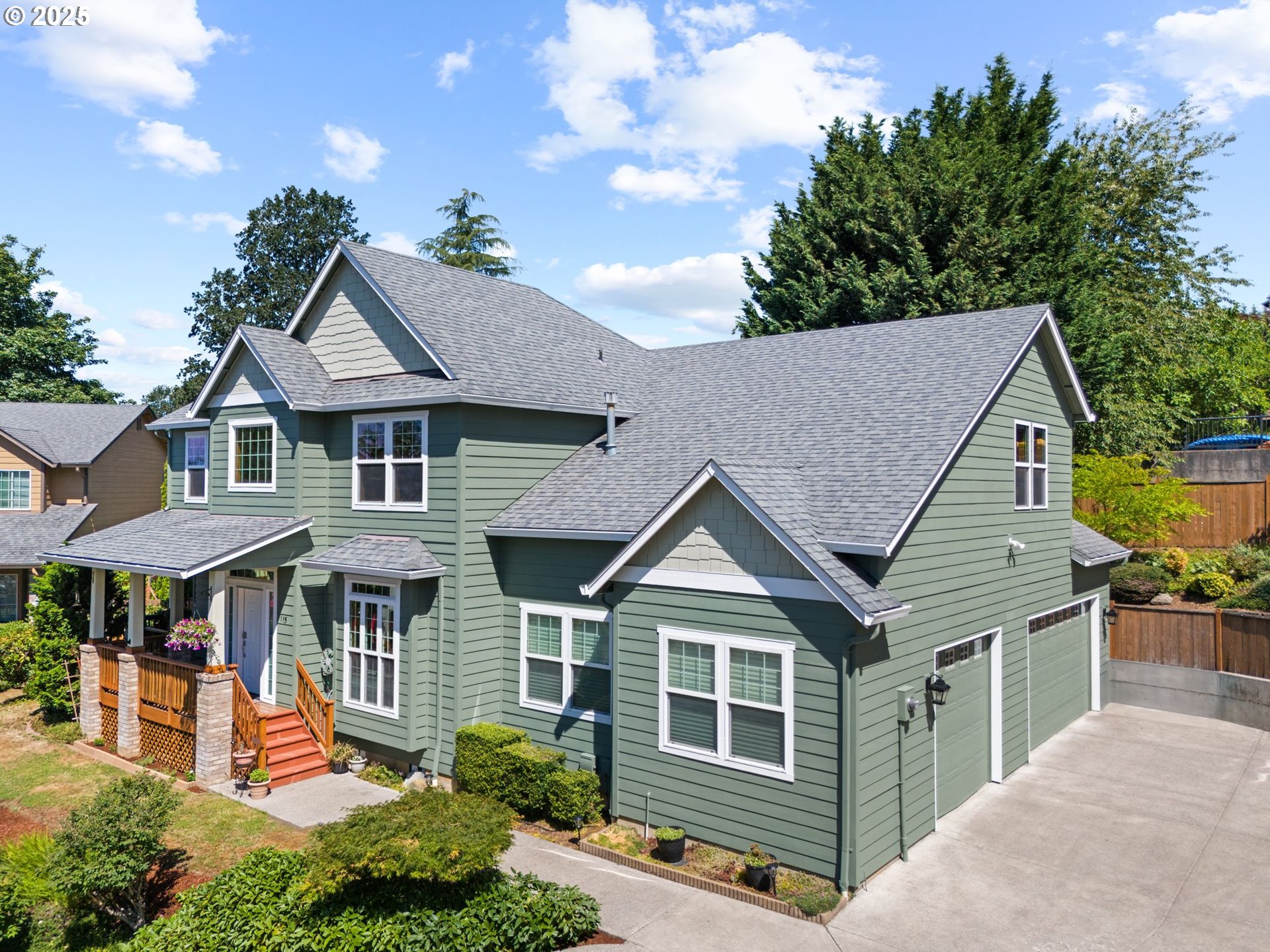 Battle Ground, Washington 98604, United States, 5 Bedrooms Bedrooms, ,3 BathroomsBathrooms,Residential,Active,173381