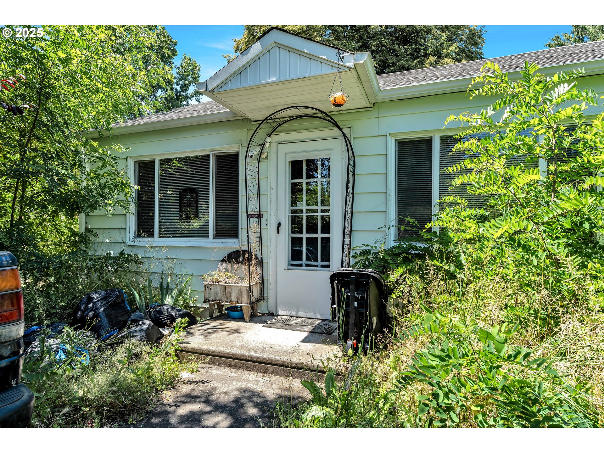 2605 SE 164TH AVE