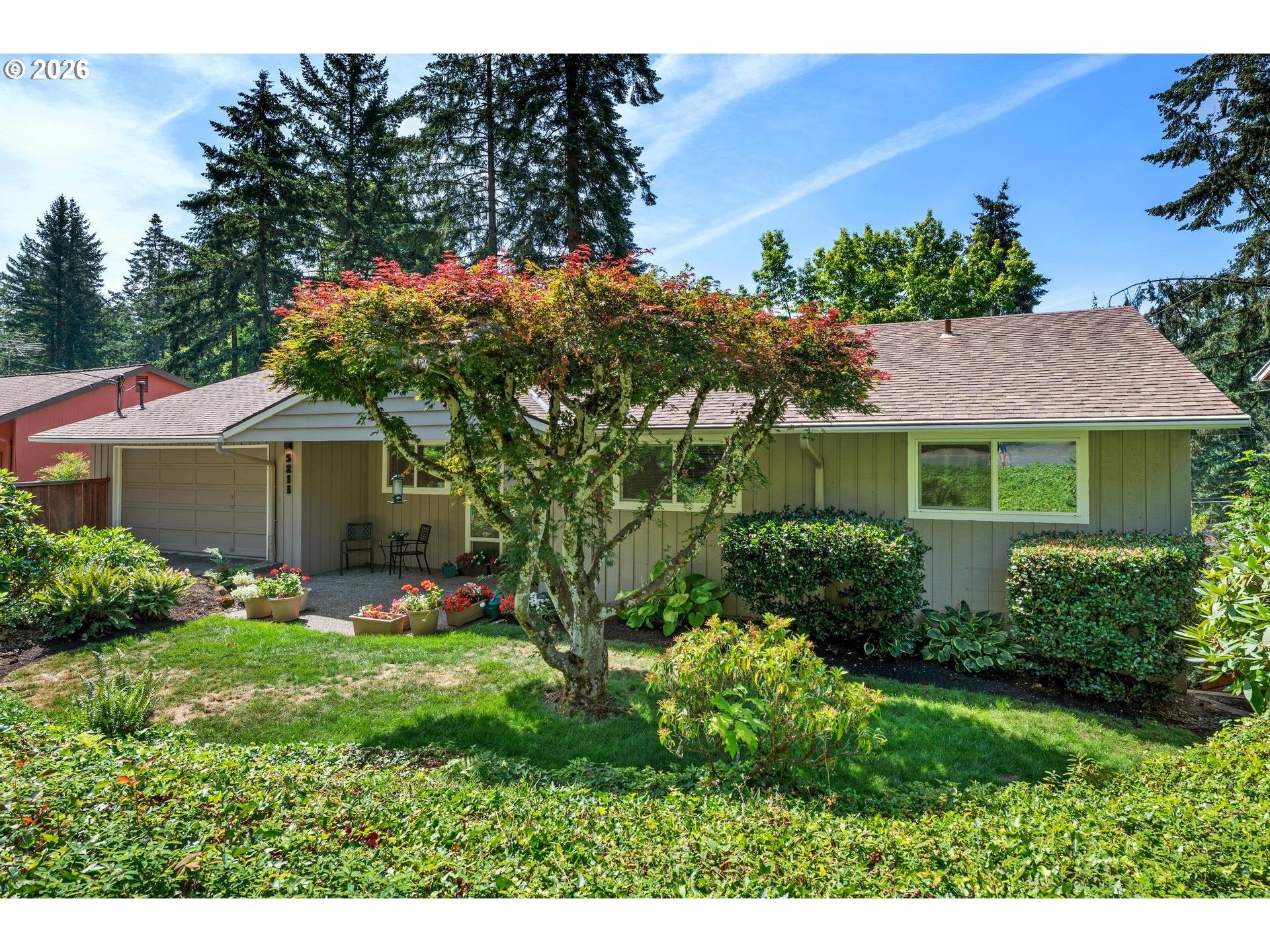5211 SW 19TH DR — 4 bed 3 bath Single Family Residence