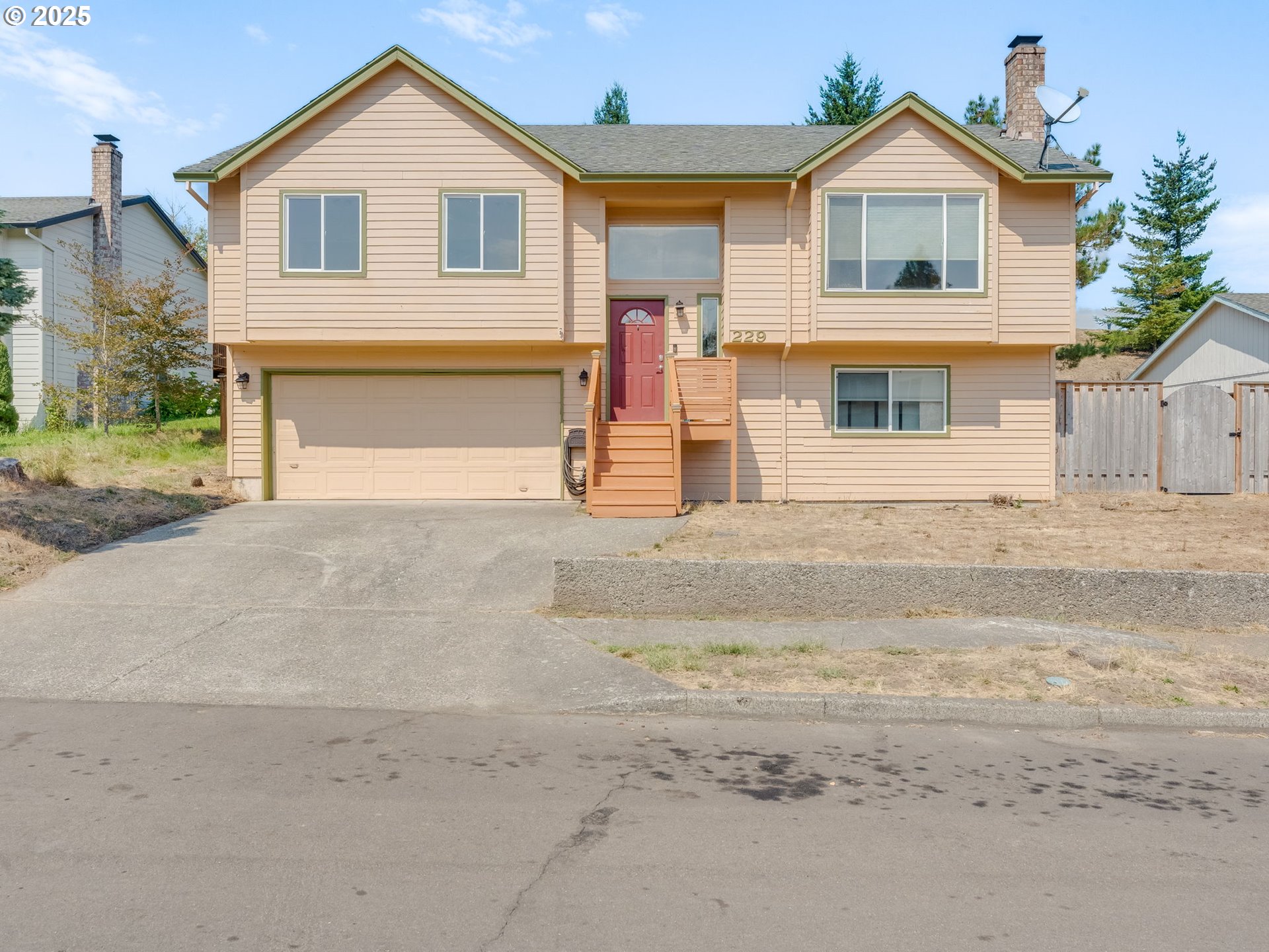 229 SW 22ND ST
