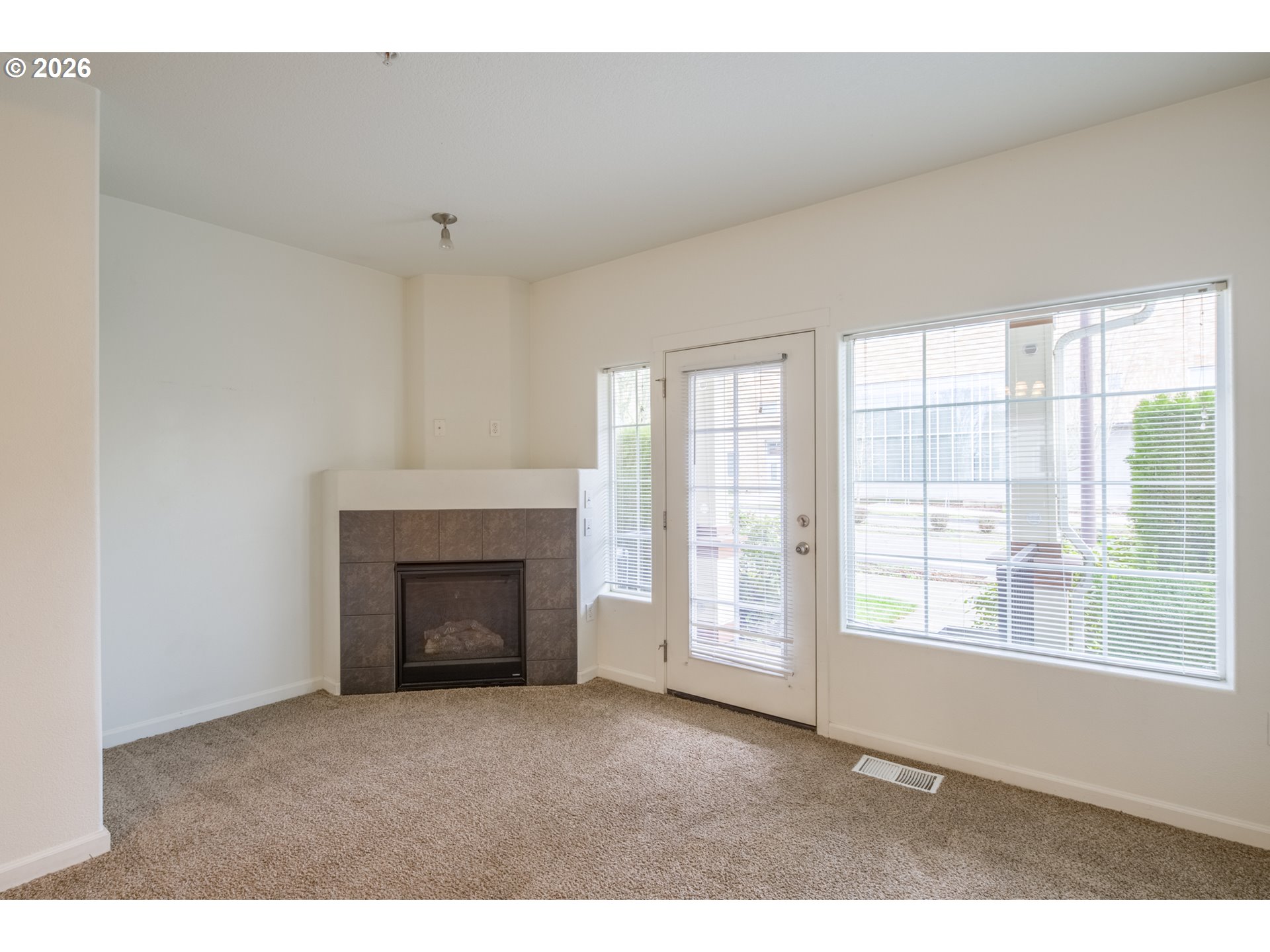 605 NW 118TH AVE 102