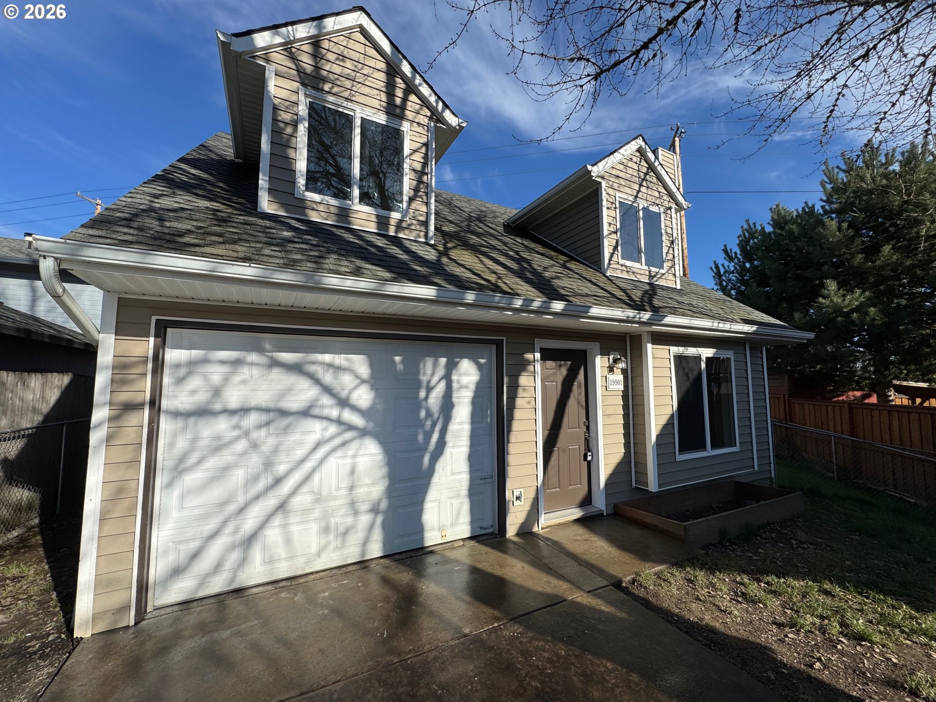 19901 SW MEADOWBROOK CT