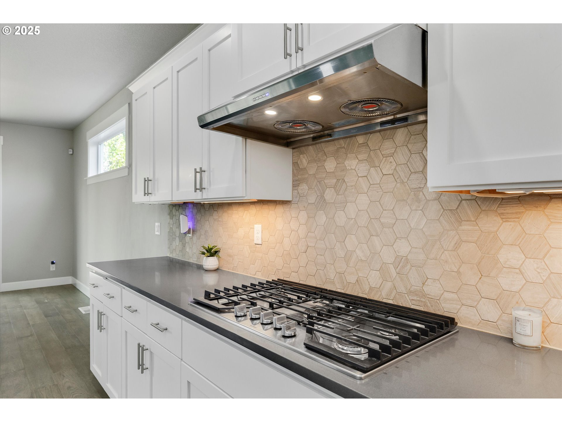 21323 SW SIMON TER