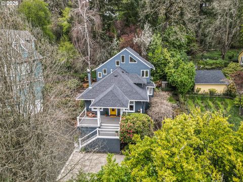 1361 SW BROADWAY DR Portland OR 97201