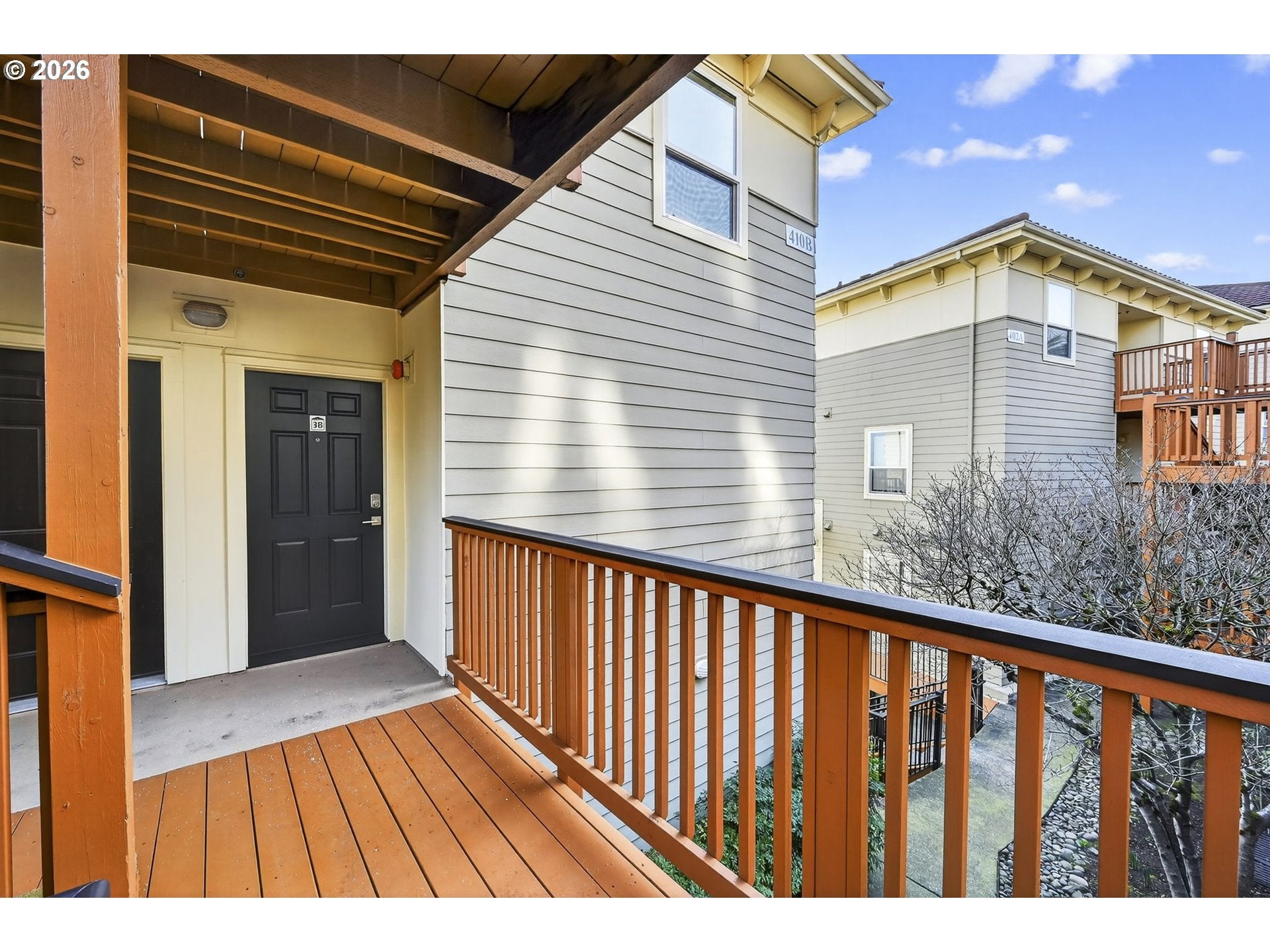 410 NW UPTOWN TER