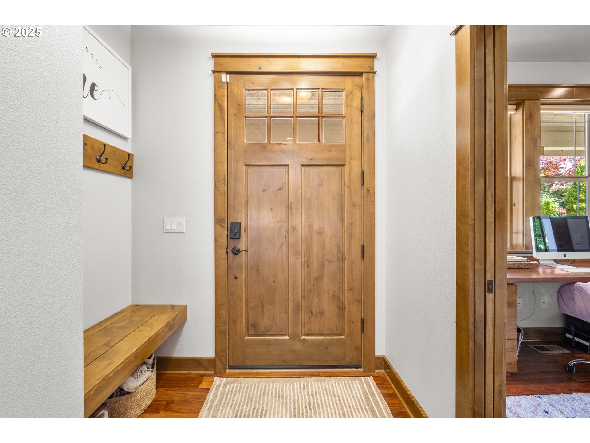 977 MARYLHURST CIR