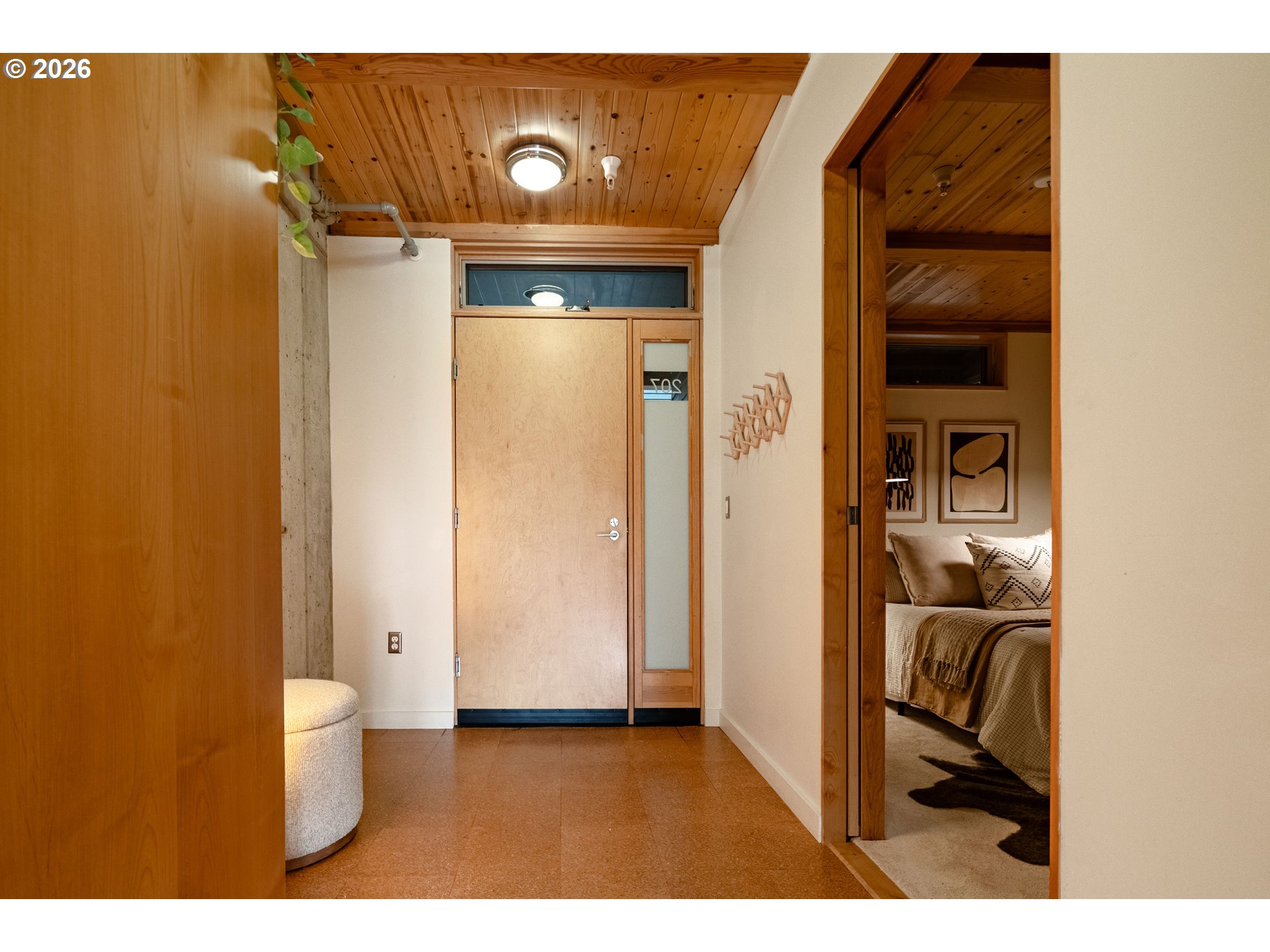 4216 N MISSISSIPPI AVE 207