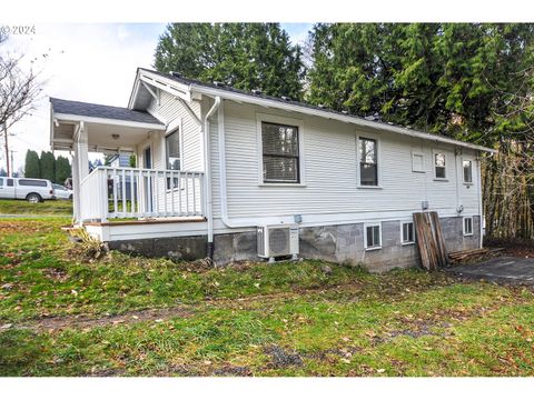 A home in Clatskanie