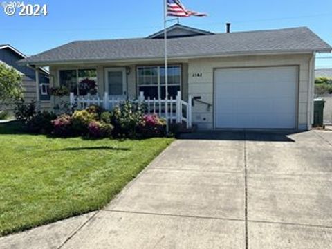 A home in Woodburn