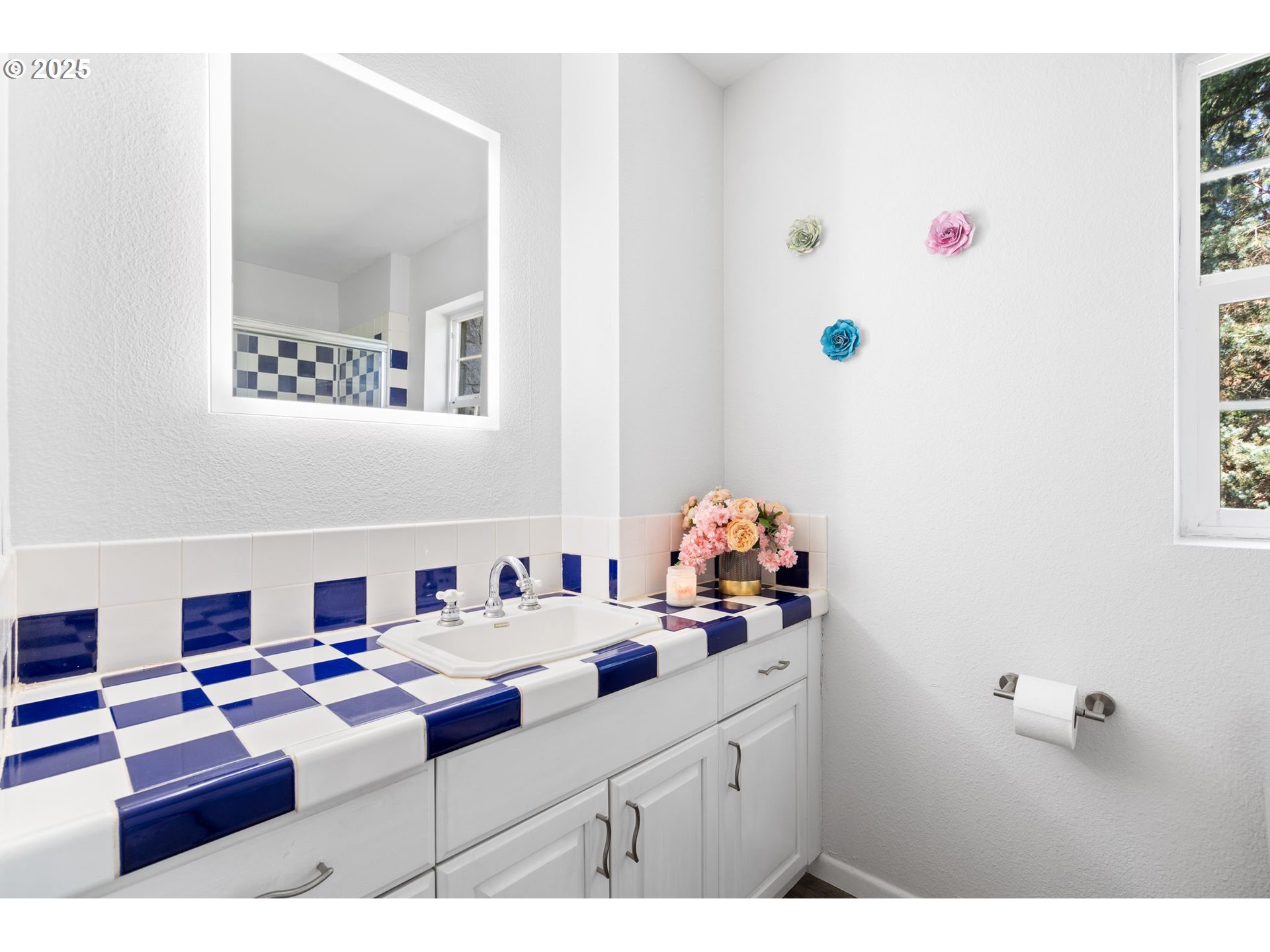 Vancouver, Washington 98682, United States, 6 Bedrooms Bedrooms, ,4 BathroomsBathrooms,Residential,Active,11694