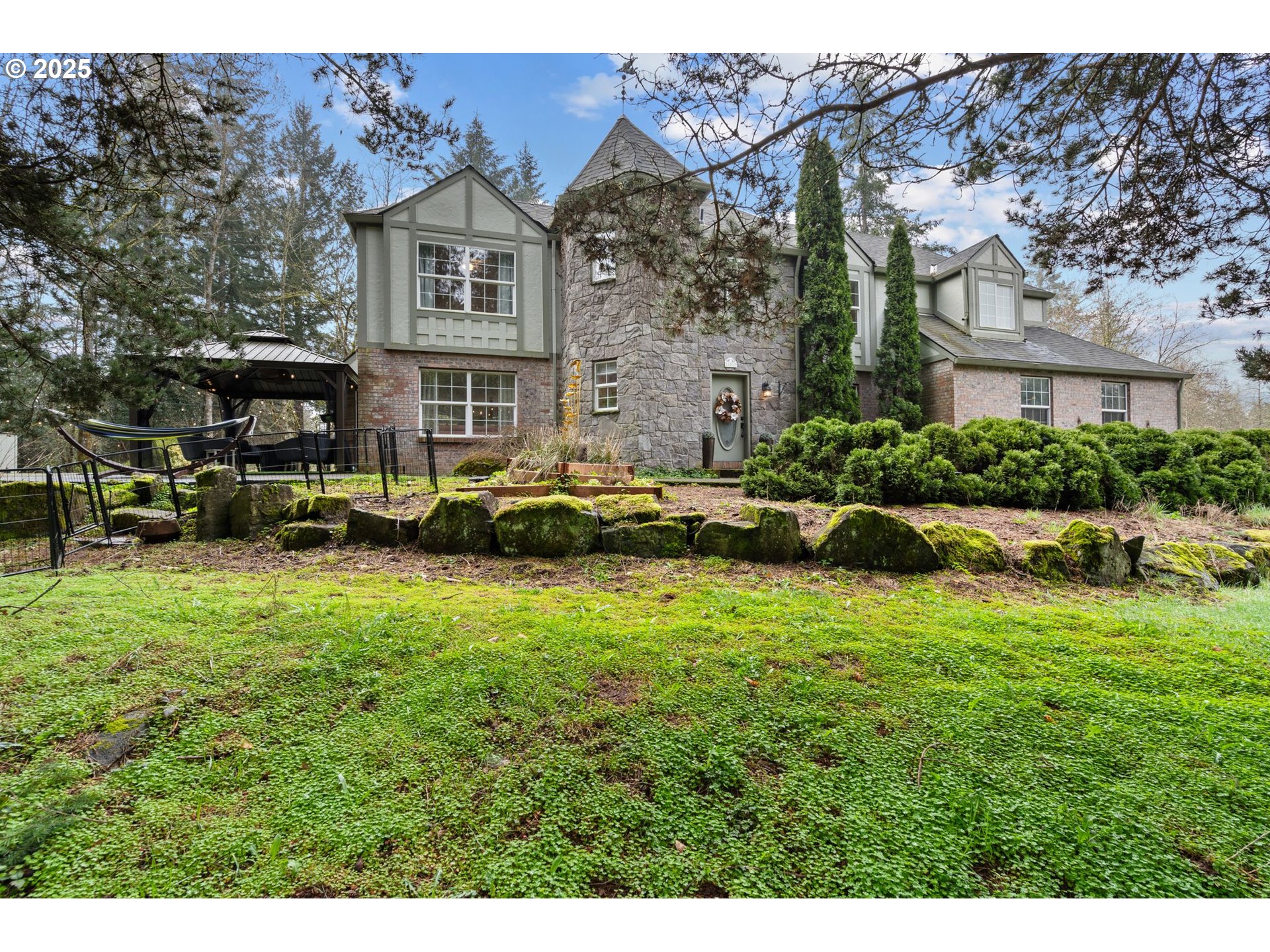 Vancouver, Washington 98682, United States, 6 Bedrooms Bedrooms, ,4 BathroomsBathrooms,Residential,Active,11694