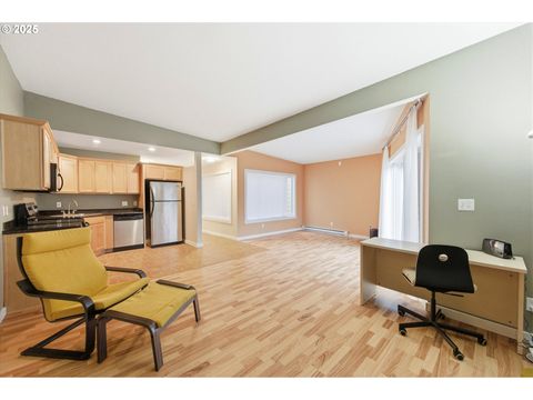 6220 SW CAPITOL HWY 8 Portland OR 97239