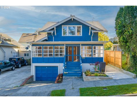 1131 COMMERCIAL AVE Coos Bay OR 97420