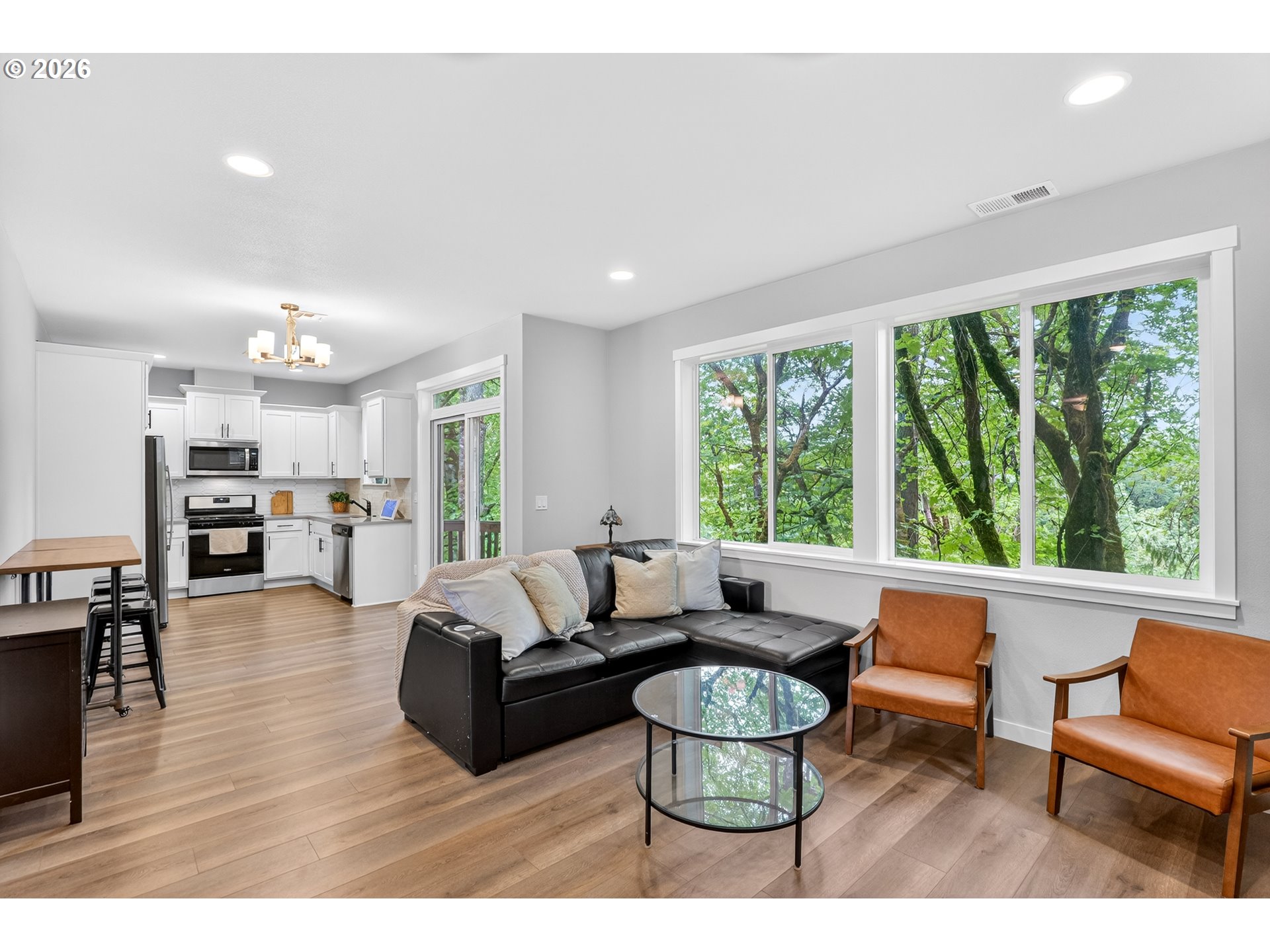 1521 S CAMILLE PL