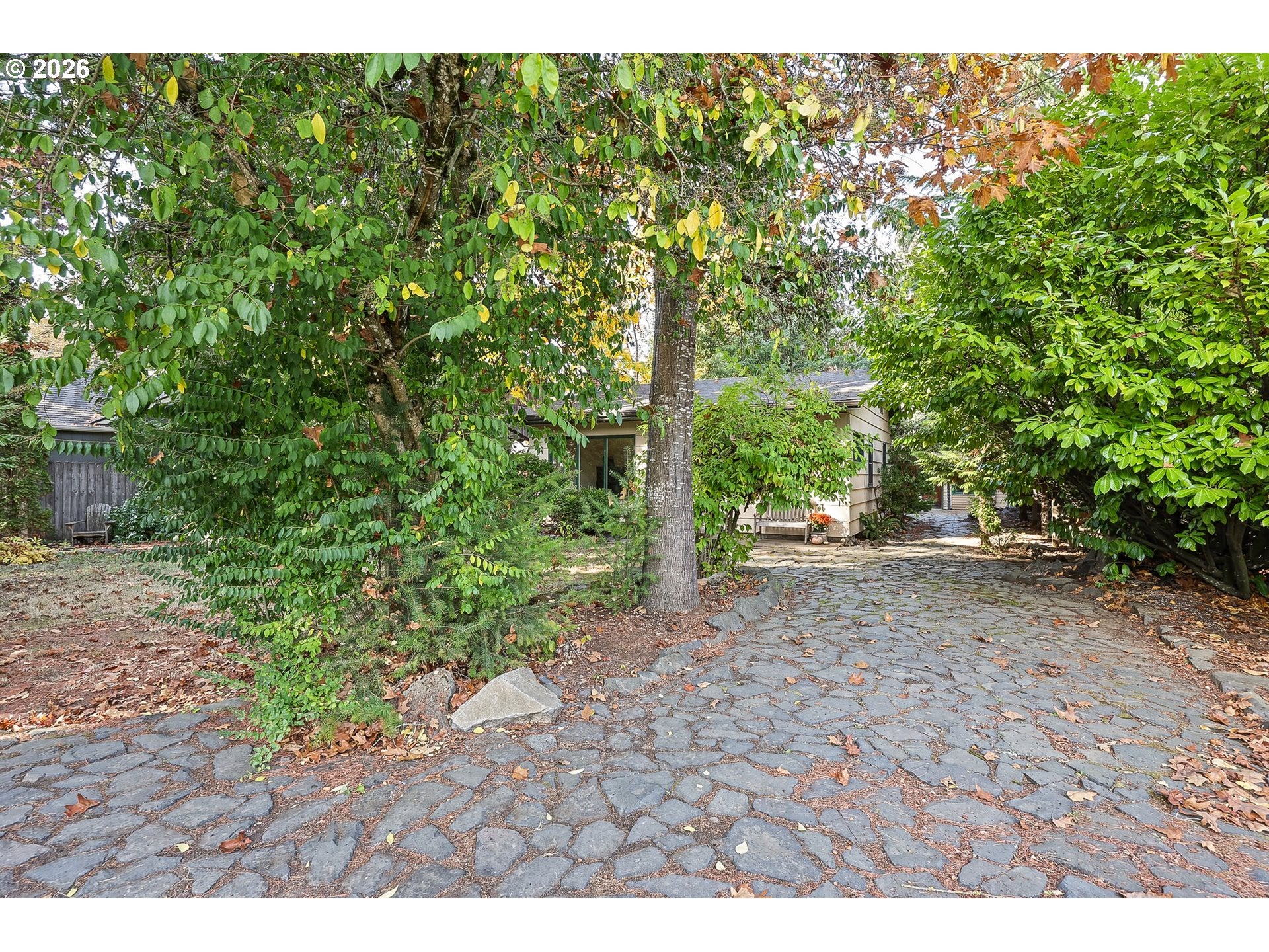 245 FEDERAL LN