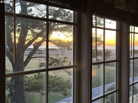 A home in Gearhart