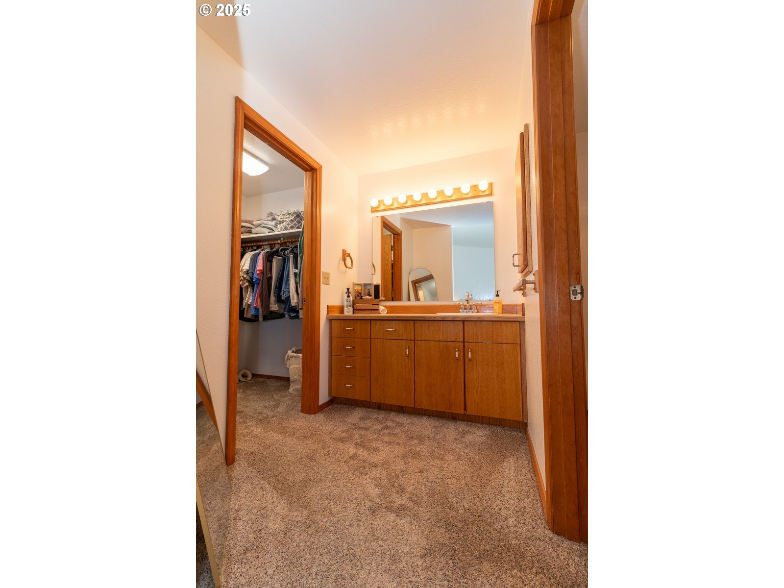 Florence, Oregon 97439, United States, 3 Bedrooms Bedrooms, ,2 BathroomsBathrooms,Residential,Active,251876