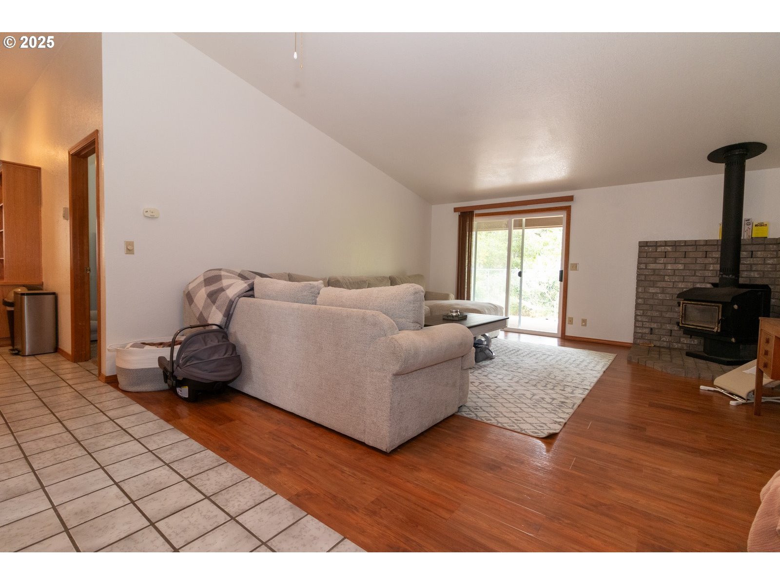 Florence, Oregon 97439, United States, 3 Bedrooms Bedrooms, ,2 BathroomsBathrooms,Residential,Active,251876