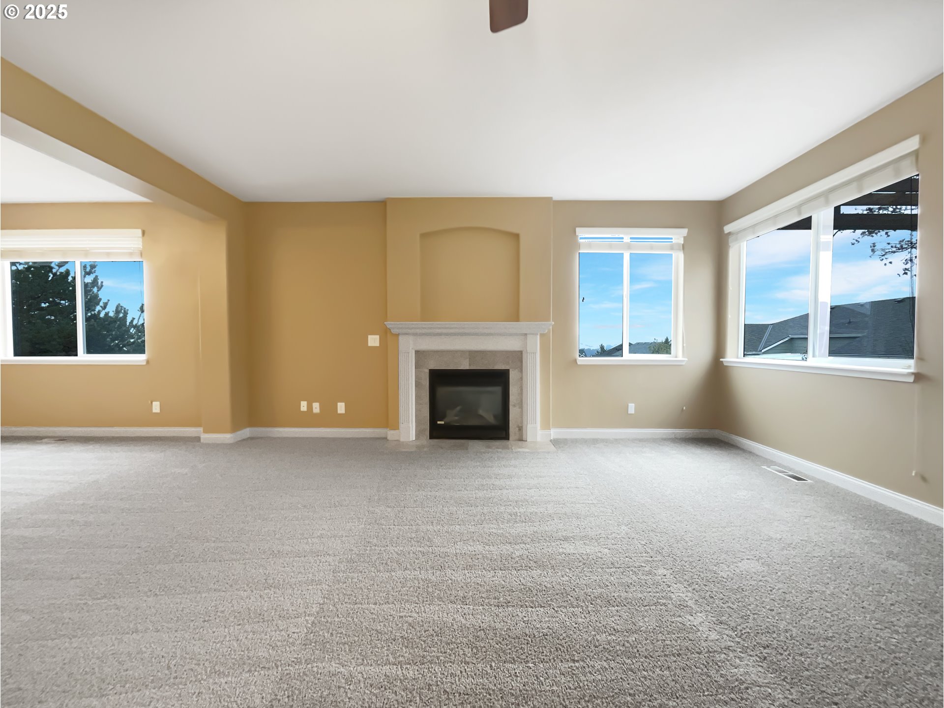 15516 SE EVERGREEN DR