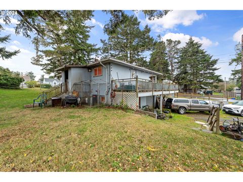 A home in Coos Bay