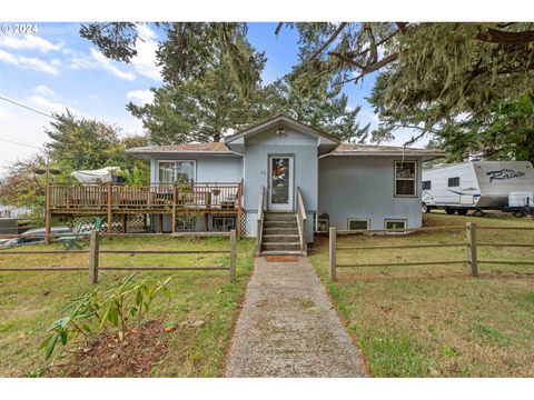 A home in Coos Bay