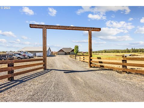 A home in Prineville