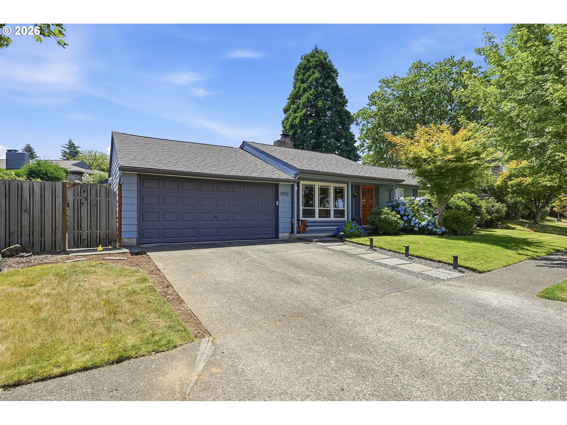 13912 NE FREMONT CT