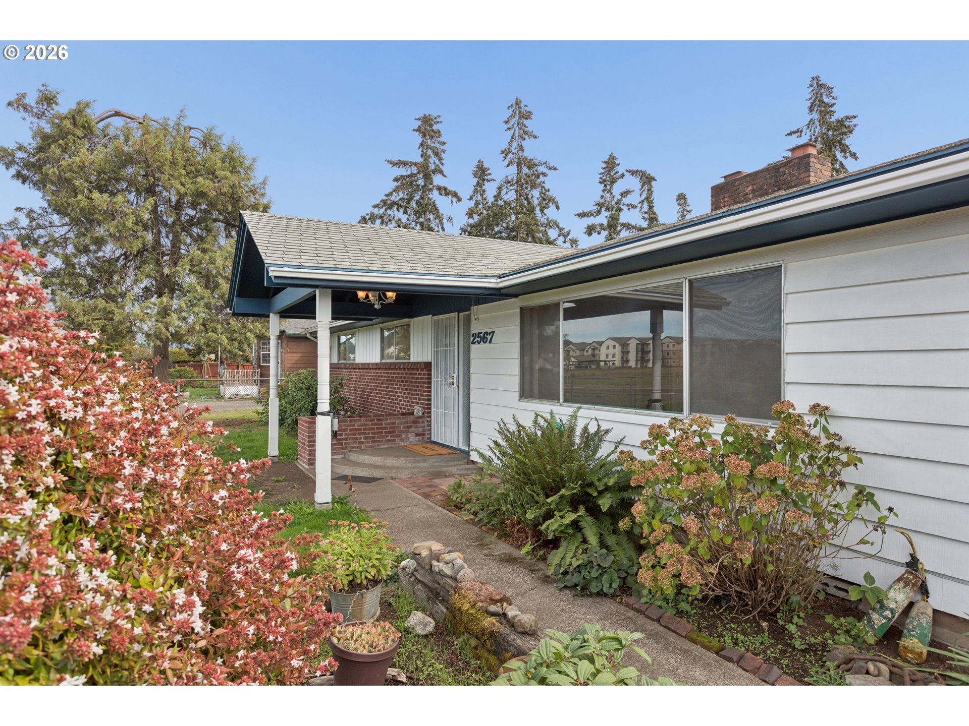 2567 MARCOLA RD