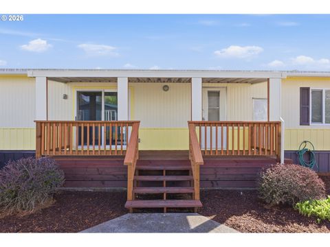 1800 LAKEWOOD CT 134 Eugene OR 97402