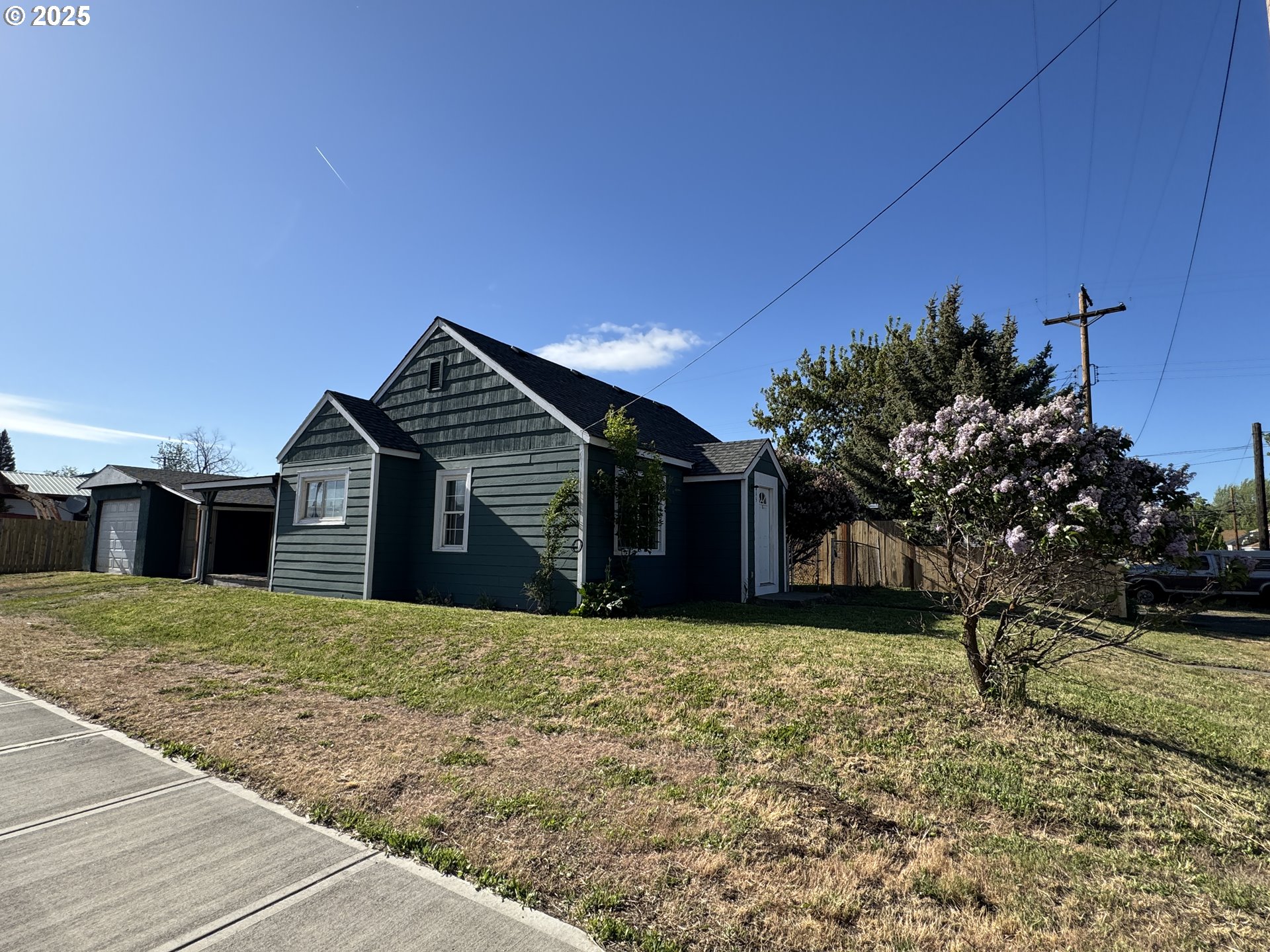 Listing image 6