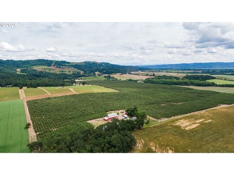 1990 N GREENWOOD RD Rickreall OR 97371