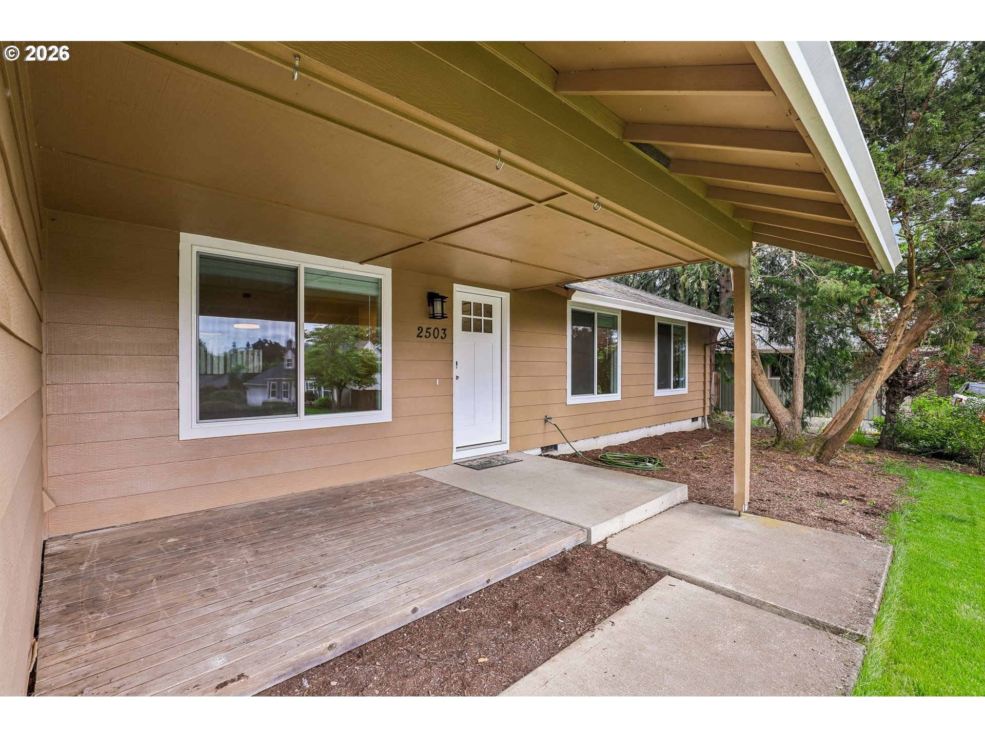 2503 SE BLAIRMONT DR