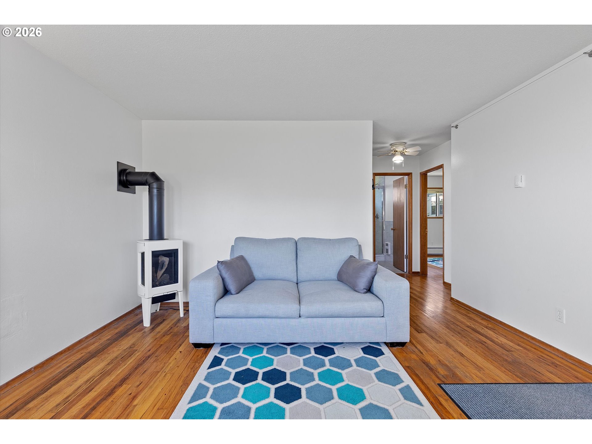 1435 NE 10TH ST
