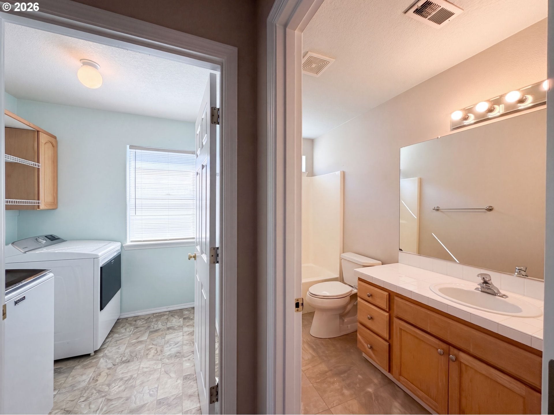 1267 NE MORNING SUN DR