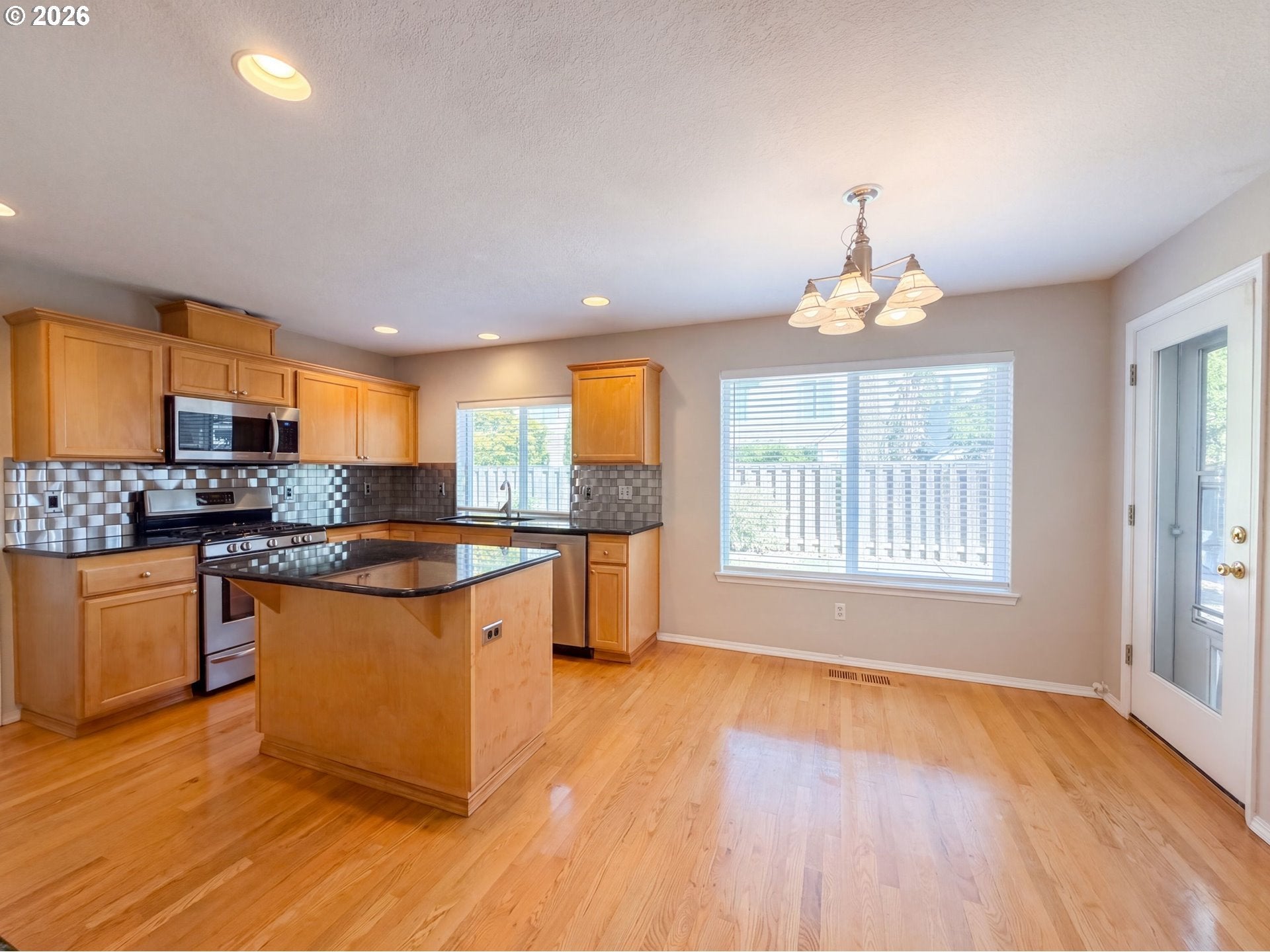 1267 NE MORNING SUN DR