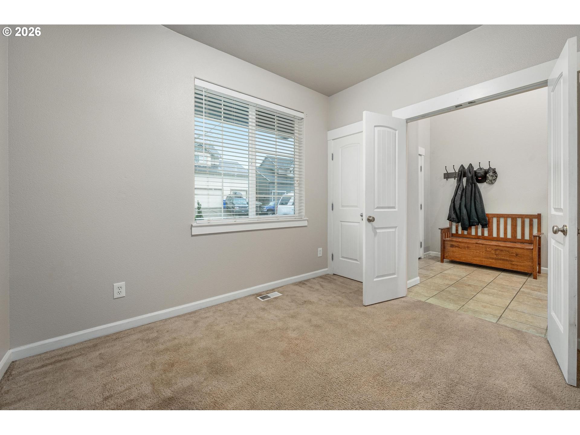 2037 SE CENTURION WAY