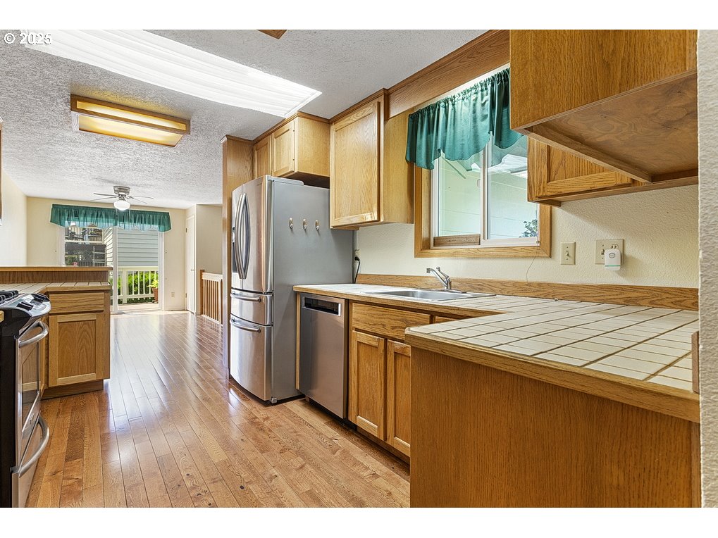 540 NE 23RD PL