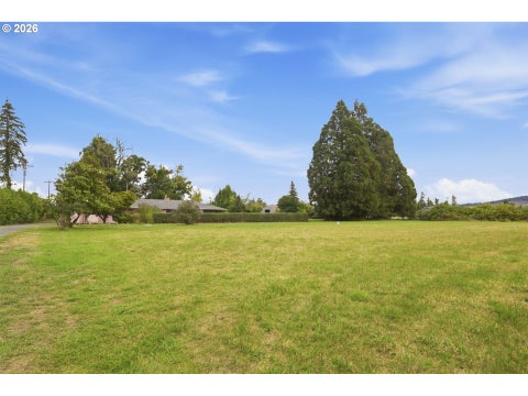 Tiny photo for 84587 Hilltop Dr, Pleasant Hill, OR 97455 (MLS # 157508954)