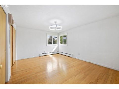 Tiny photo for 84587 Hilltop Dr, Pleasant Hill, OR 97455 (MLS # 157508954)