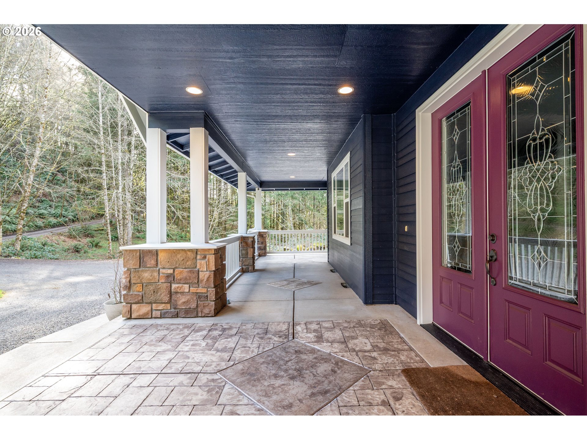547 LONE OAK RD