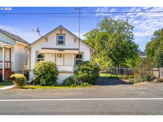 265 N 5TH ST, SAINT HELENS, OR 97051 - Image bca56f7f342a460bcd89d89e5f0e317d/1123729319