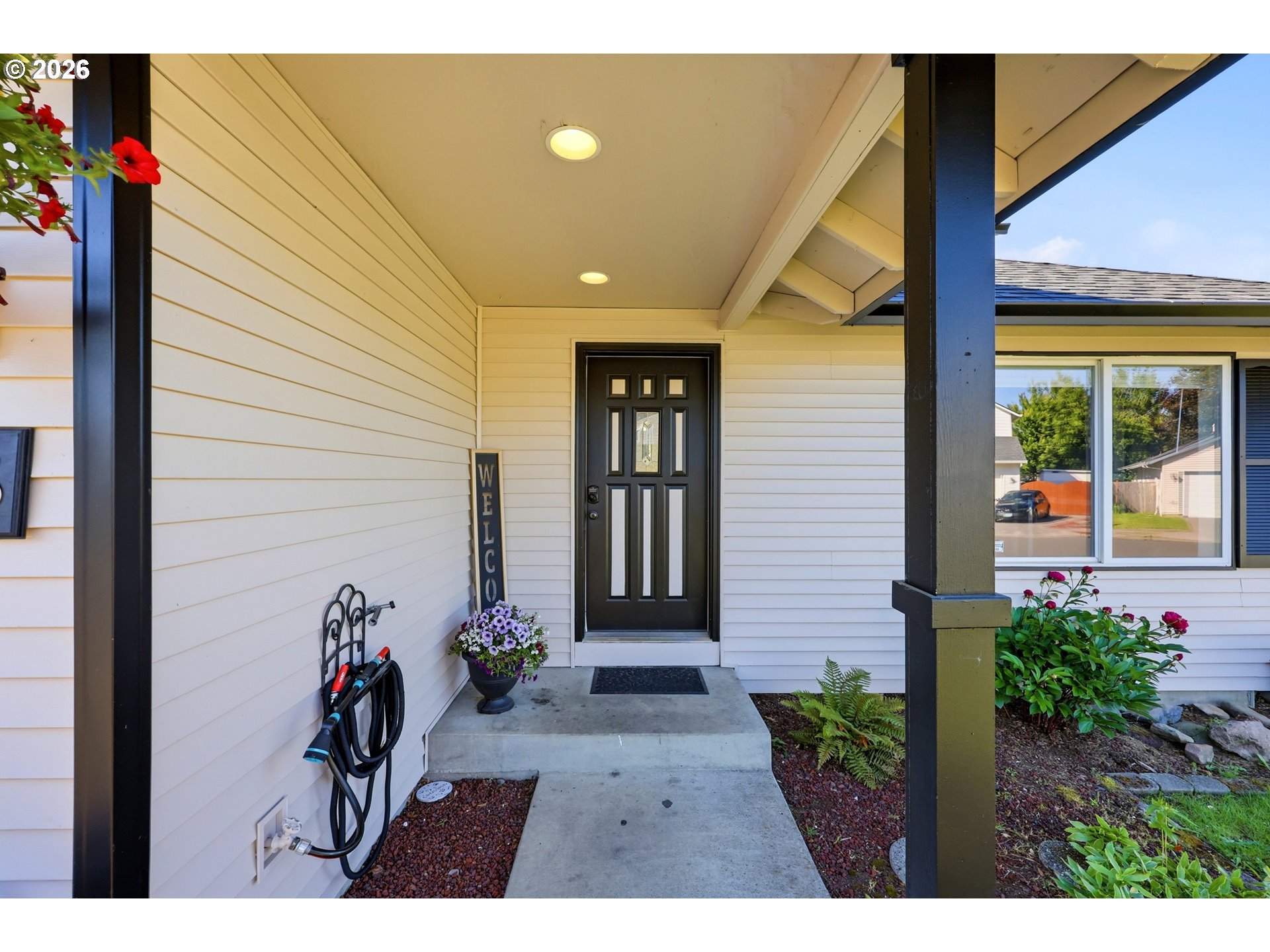 2016 SW CERISE WAY