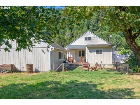 Tiny photo for 46874 Sunset Ave, Westfir, OR 97492 (MLS # 674295839)