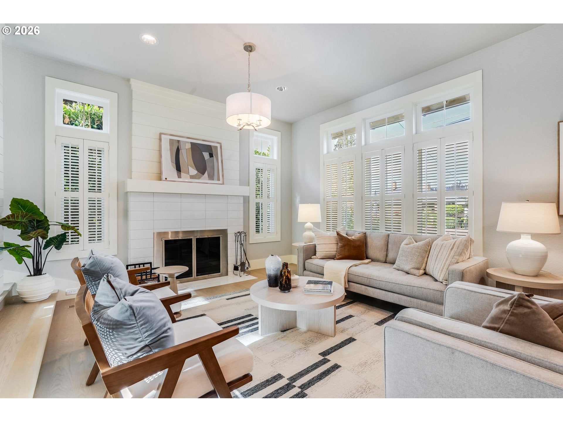 210 NORTHSHORE RD