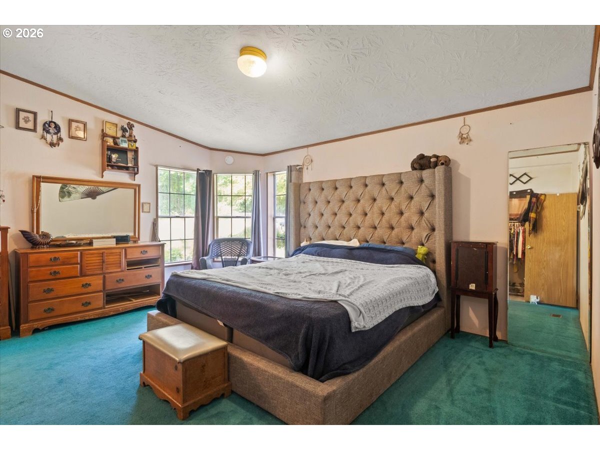 40450 S MCCULLY MOUNTAIN RD