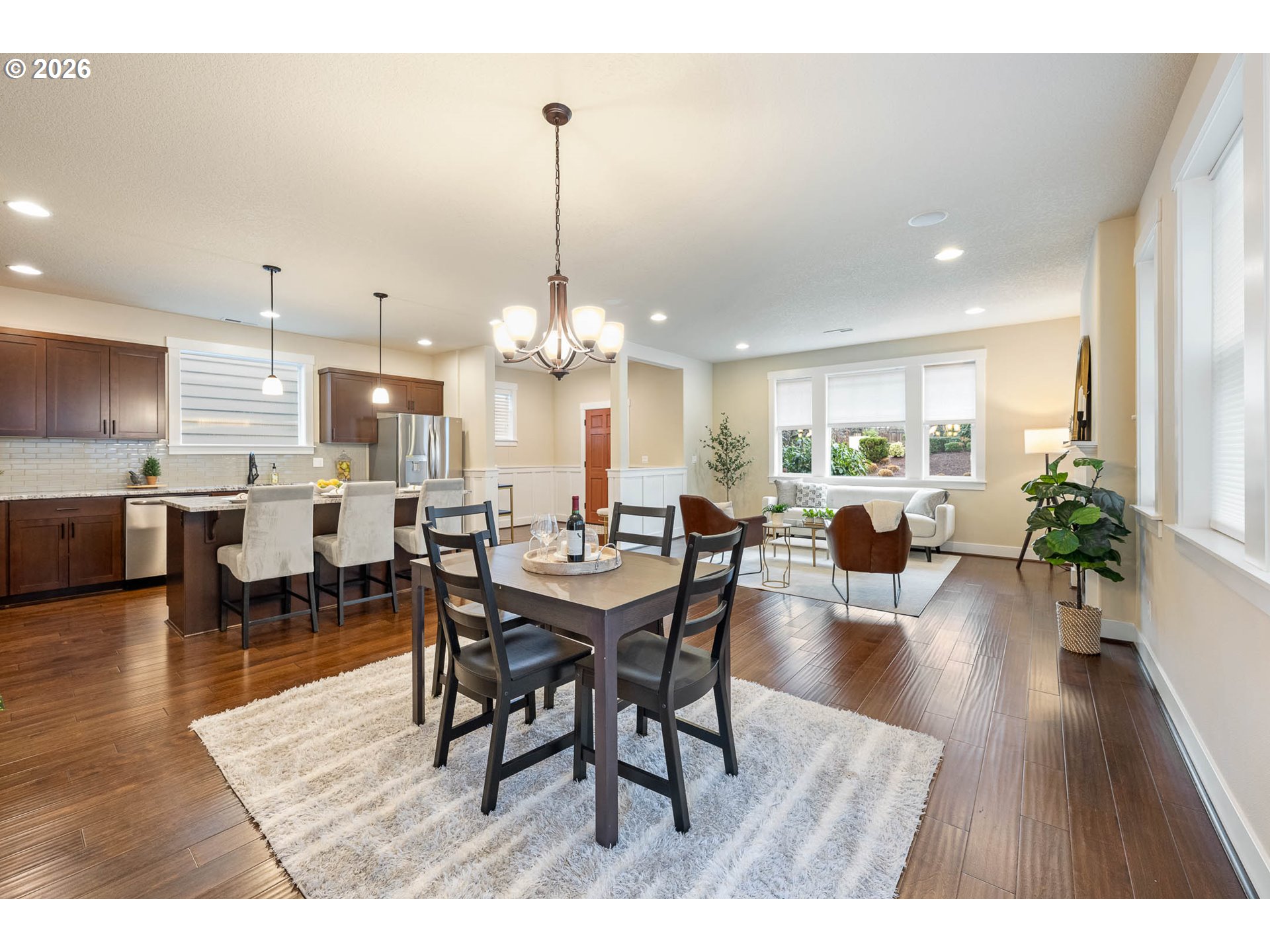 6736 NW MAYFLOWER PL