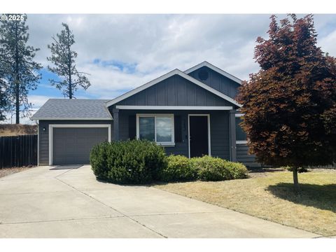 783 CALLAHAN DR Roseburg OR 97471