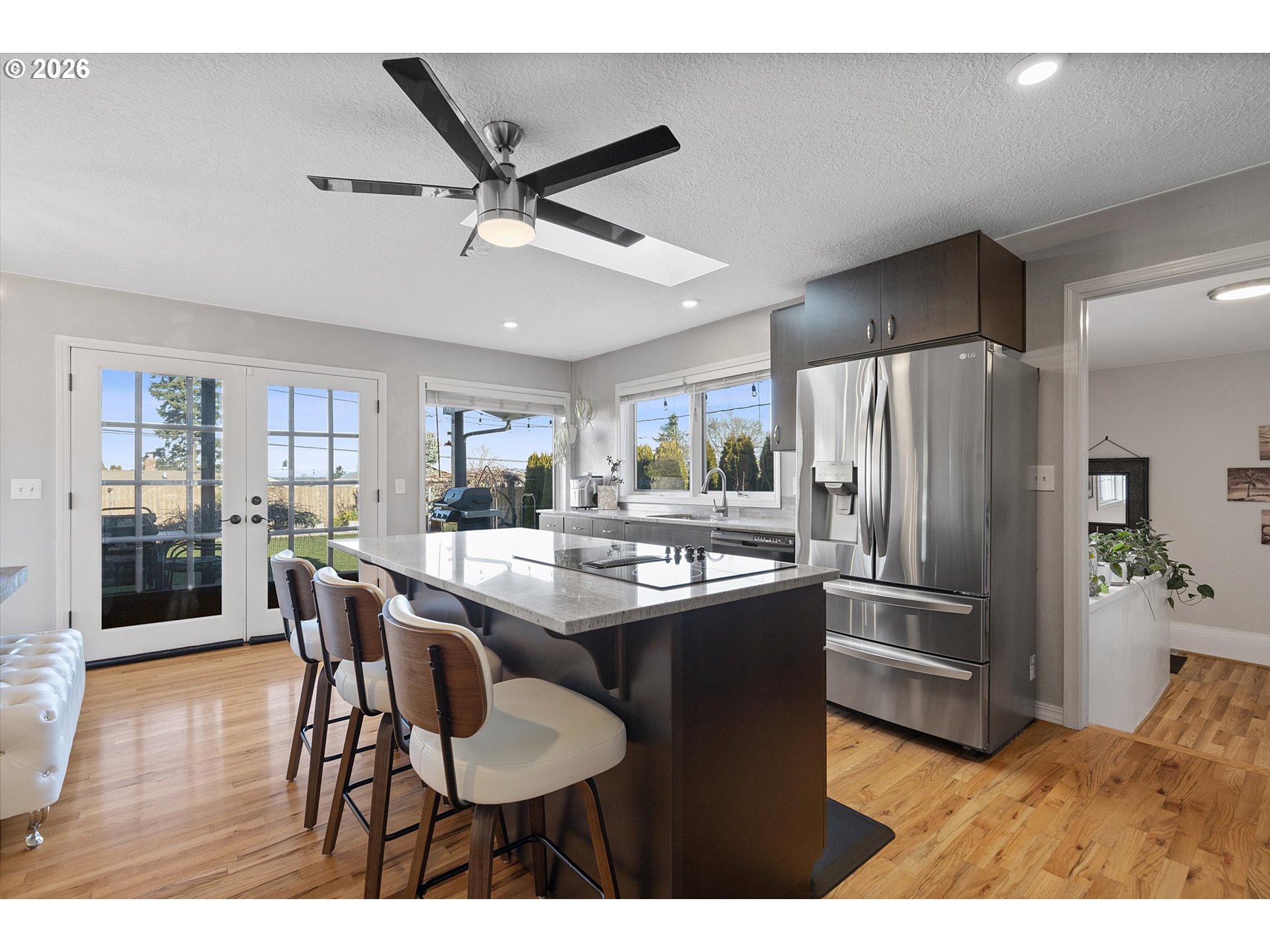 11821 NE SISKIYOU ST