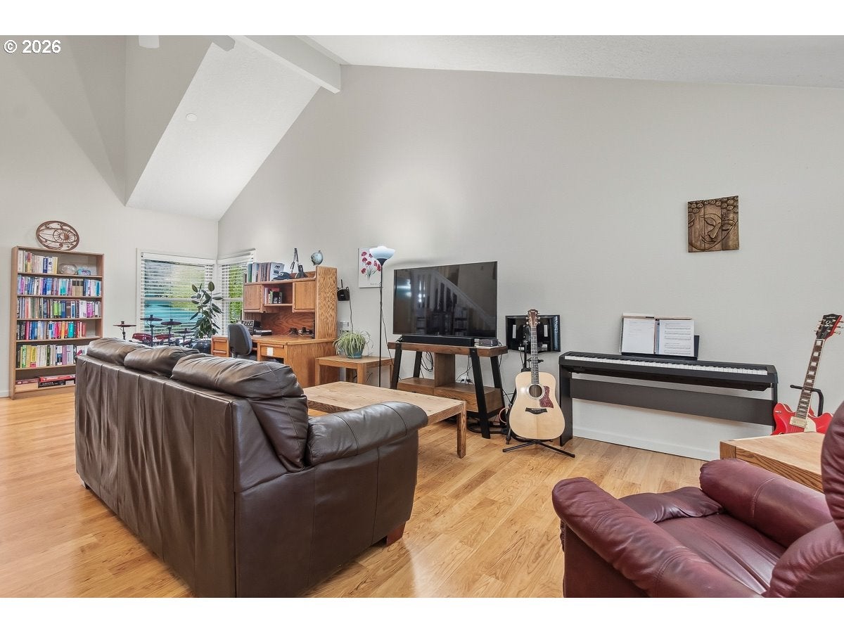 10374 SW PICKS WAY