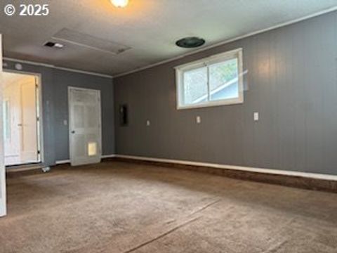 A home in Cottage Grove
